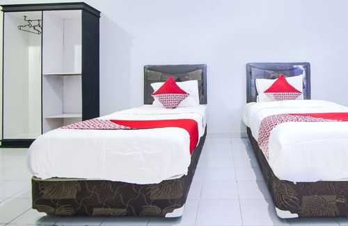 Prabumulih Hotel | OYO Life 91127 Wisma Sukajadi Syariah