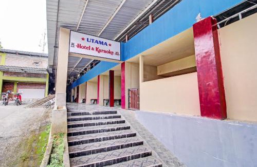 Trenggalek Hotel | OYO Life 92032 Utama Hotel & Karaoke