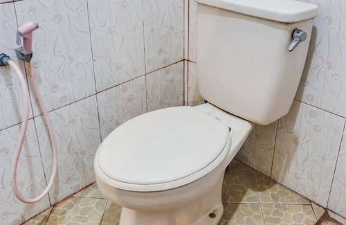 Tretes Hotel | OYO Life 92087 Griya Nurainy