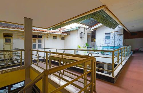 Setiabudi Hotel | OYO Life 92694 Kost Nino