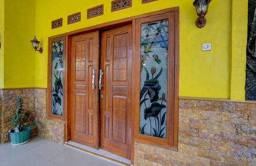 Sidomulyo House | OYO Life 92840 Wisma Morricco