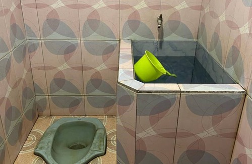 Dinoyo Hotel | OYO Life 92982 Kost Berkah Ibu