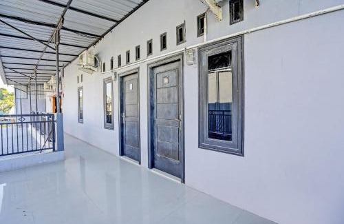 Paciran Hotel | OYO Life 93032 Maju Mapan Homestay Syariah