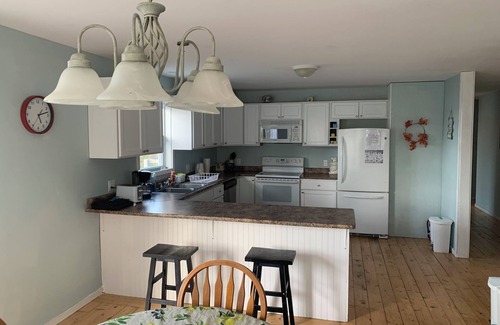 Gaspereaux House | Oyster Blue Bay!