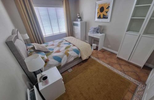 Clarinbridge Apartment | Oyster Hideaway - 1 Bedroom Apartment - Sleeps 2