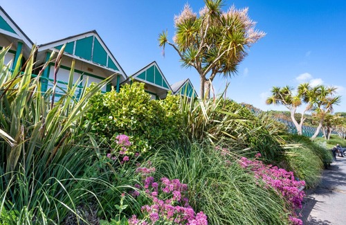 Mumbles House | Oystermouth Chapel - Three Bedroom House, Sleeps 6