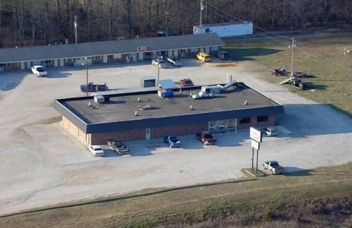 Gainesville Hotel | Ozark Plaza Motel & RV Park