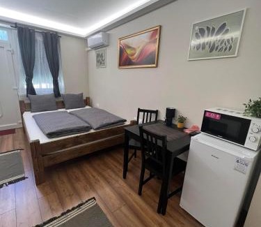 Szazhalombatta Apartment | Pálma Apartmanok Szálláshely Százhalombatta 4a