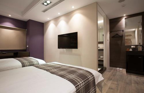 Central District Hotel | P&F Hotel