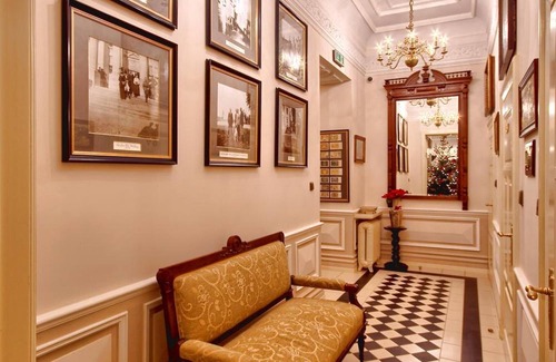 Tlokinia Koscielna Hotel | Pałac Tłokinia