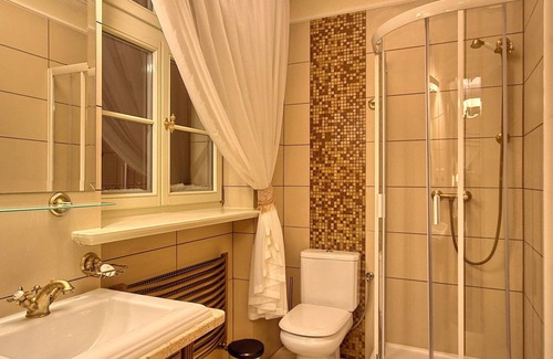 Tlokinia Koscielna Hotel | Pałac Tłokinia