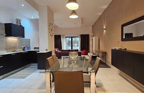 Paceville Apartment | Paceville two bedroom 2 bathrooms St. Julian's