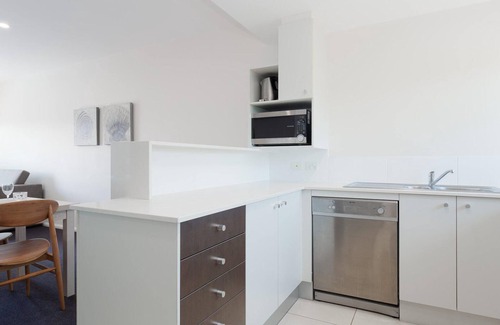 Salamander Bay Apartment | Pacific Blue 245-265 Sandy Point Rd - Dual Key Access, air conditioned unit with resort facilities and linen supplied