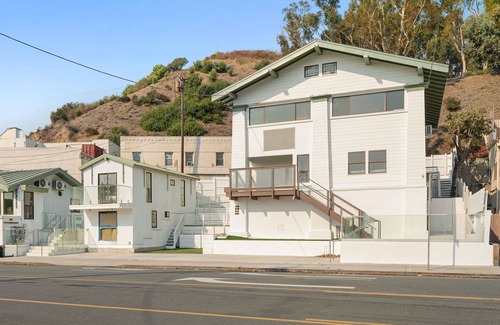 Santa Monica Canyon Apartment | Pacific Coast - Oceanfront Living Studio B