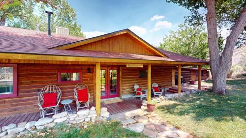 Spanish Valley House | Pack Creek ~ Road House