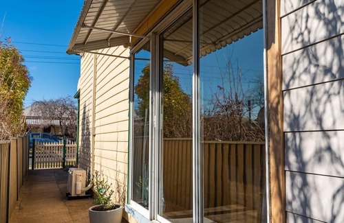 Orange Villa | Paddington Villa 1- Netflix,Disney Plus &Wifi