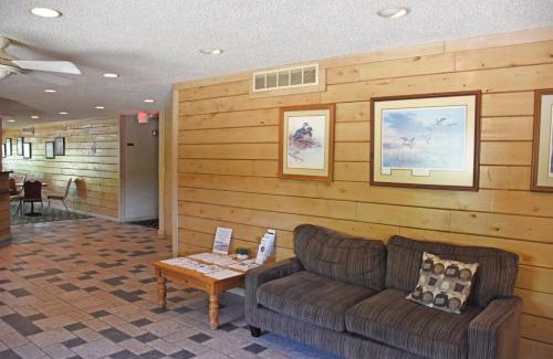 Oregon Hotel | Paddle Wheel Inn