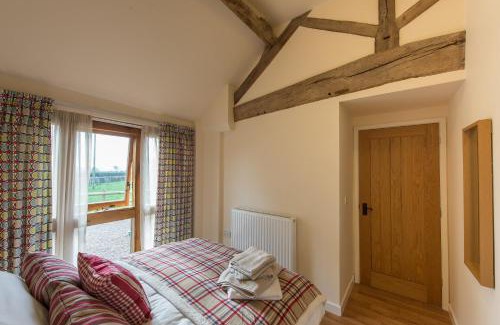 Newport House | Paddock Cottage