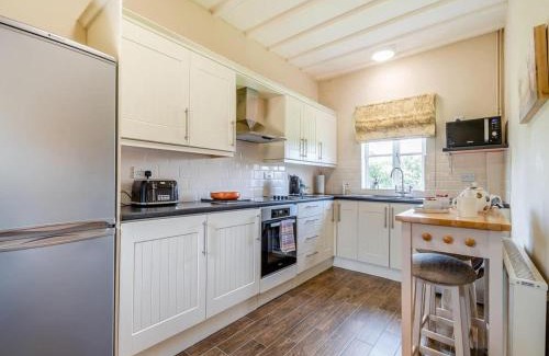 Scalford House | Paddock Cottage - Thorpe Arnold Melton Mowbray