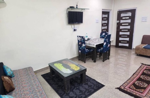 Mount Abu Apartment | Paddy's Luxurious Home Staynn