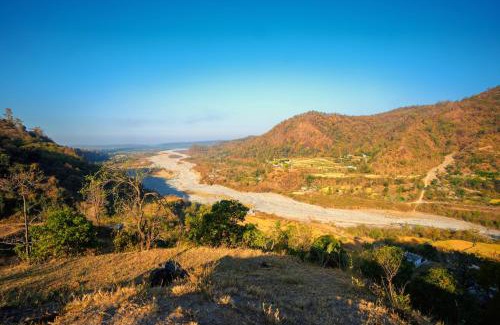 Naina Range House | Pahadi Aangan - A Boutique Villa By Shivaneel Hospitality