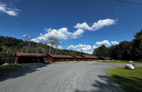 Crystal Falls Cabin | Paint River Landing