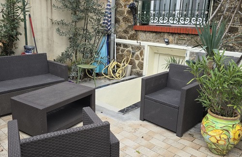 Bondy Apartment | Paisible Studio. Proche de Tout Commerces, Services et Transports