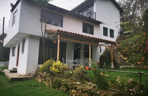 San Agustin de Cajas House | Paka Paka Lodge