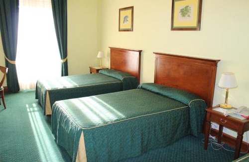 Casbeno Hotel | Palace Grand Hotel Varese