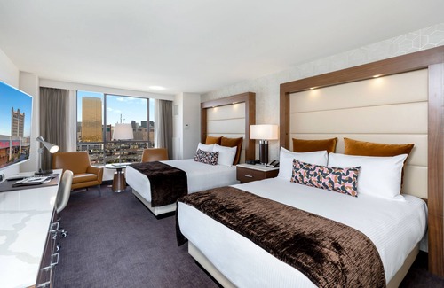 Rancho Oakey Resort | Palace Station Hotel and Casino