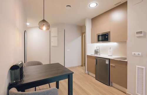 Mestalla Apartment | Palau Suites & Apartments