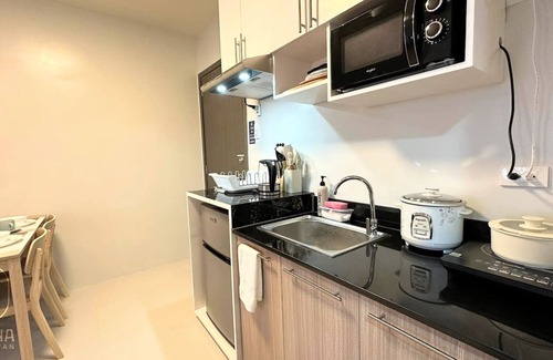 Puerto Princesa City Centre Condo | Palawan Condo with Pool and Gym Access