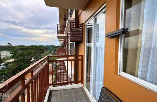 Puerto Princesa City Centre Condo | Palawan Condo with Pool and Gym Access