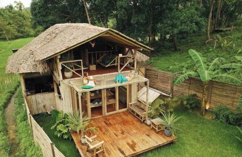 El Nido Villa | Palayan Villa - Spacious Villa with Jacuzzi