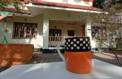 Kovalam House | PALAZHI