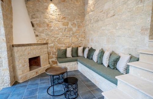 Lofou Apartment | Palazzino Luxury Suites