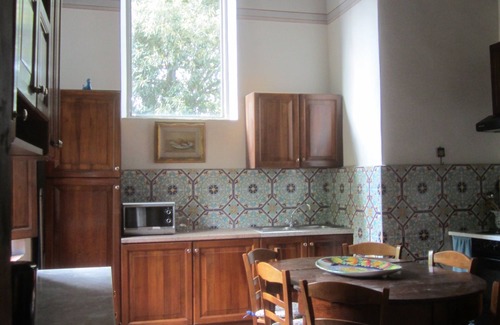 Crespina Apartment | Palazzo Apartment for 6 people