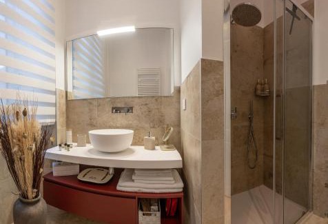 Pavia Apartment | Palazzo Cavour, 34 - Luxury Suite Cardo