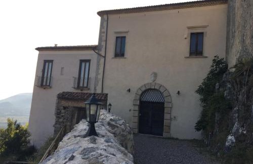 Montesano sulla Marcellana Hotel | Palazzo Cestari Hotel