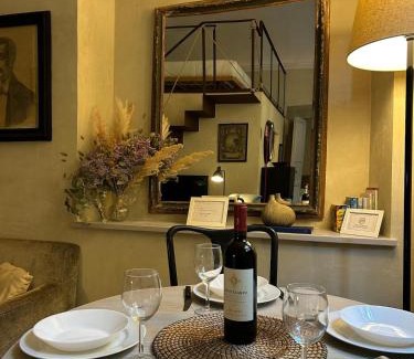 Sant' Ambrogio Apartment | Palazzo Mormorai