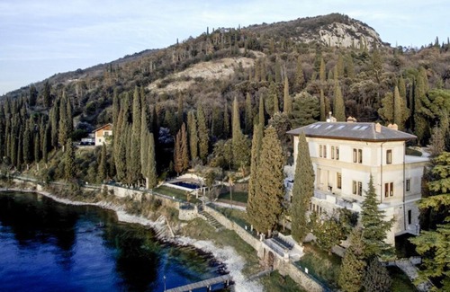 Garda Villa | Palazzo San Daniele - Eight Bedroom Villa, Sleeps 16