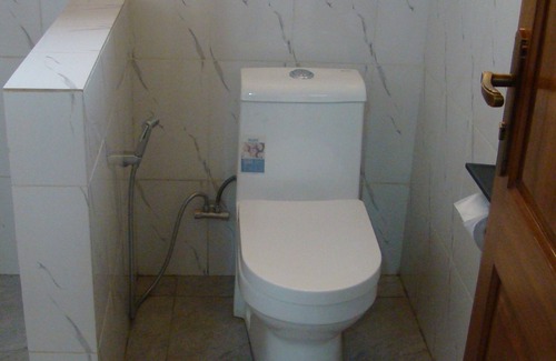 Buhongo Hotel | Palega Beach Inn