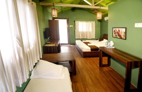 Mira Road East Hotel | Pali Village Resort
