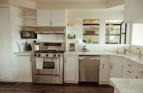 Pacific Palisades House | Palisades Family Beach House near Surfing Spots