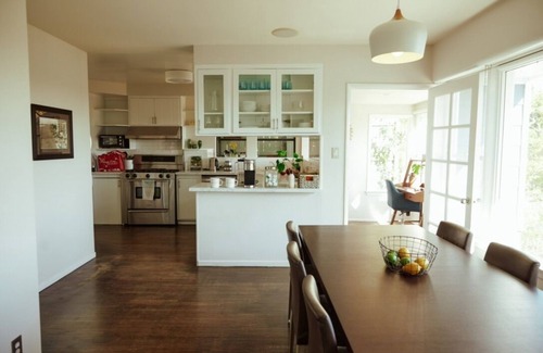 Pacific Palisades House | Palisades Family Beach House near Surfing Spots