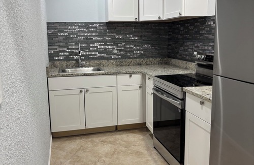 Estate Contant Apartment | Palm Grove Vacation Rentals