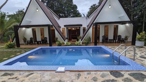 Medaketiya Villa | Palm serenity villa