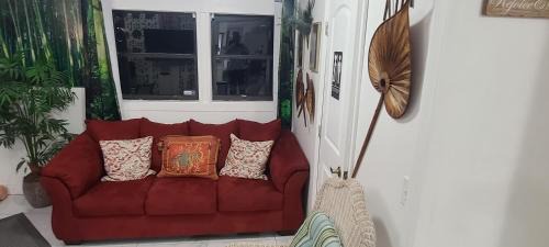Palm Springs House | Palm Springs 3-Bedroom 2-Bath 5 Miles to the Beach