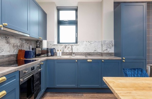 London Borough of Bromley Apartment | Palm Tree House | Ralph Lauren