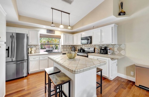Tamarac House | Palm Tree Paradise House with Private Pool.